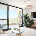 Bondi Oceanview Escape - Walk To Beach