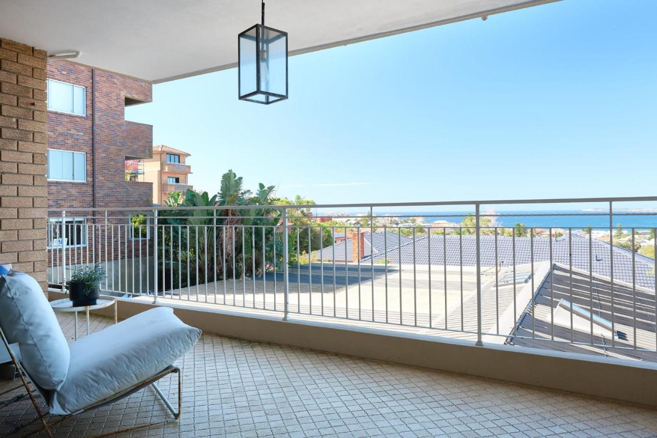 Apartment Bondi Oceanview Escape - Walk To *